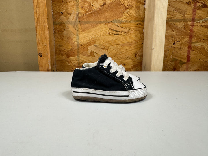 Converse Chuck Taylor All Star Cribster Canvas Black/Natural Ivory/White  Size 3C (Infant & Toddler) Lightly Worn 865156C