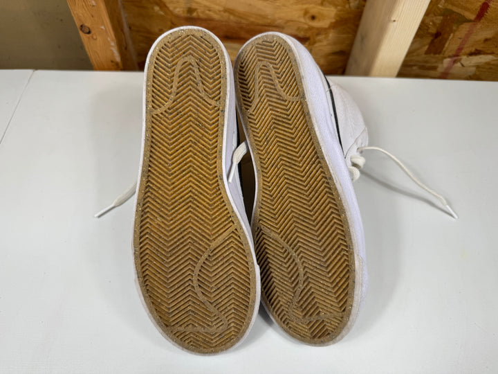 Nike Blazer Mid '77 White/Total Orange/Black Big Kid Size 4.5 Worn DA4086-100