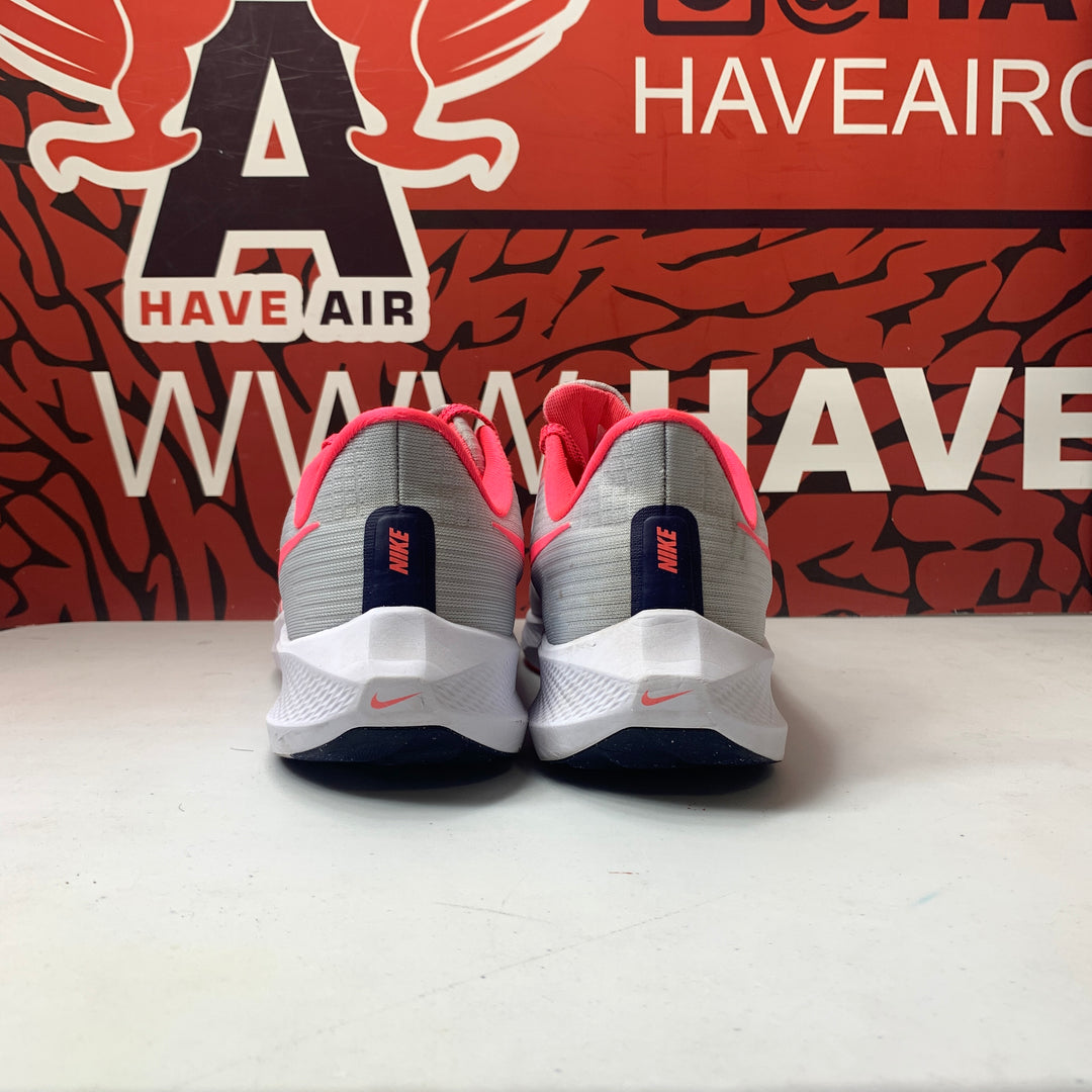 Nike Air Zoom Pegasus 39 Pure Platinum/Hyper Pink Womens Size 10 Worn