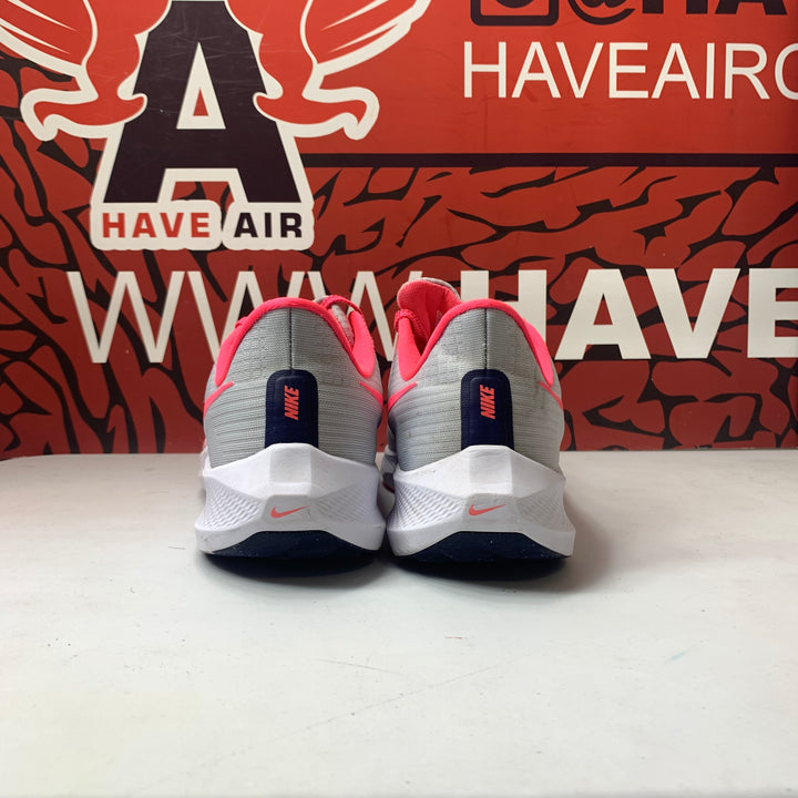 Nike Air Zoom Pegasus 39 Pure Platinum/Hyper Pink Womens Size 10 Worn