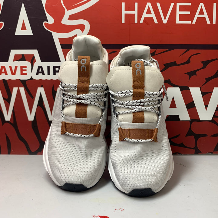 On Running Cloudnova Running Shoes White/Pearl Womens Size 7 Lightly Worn