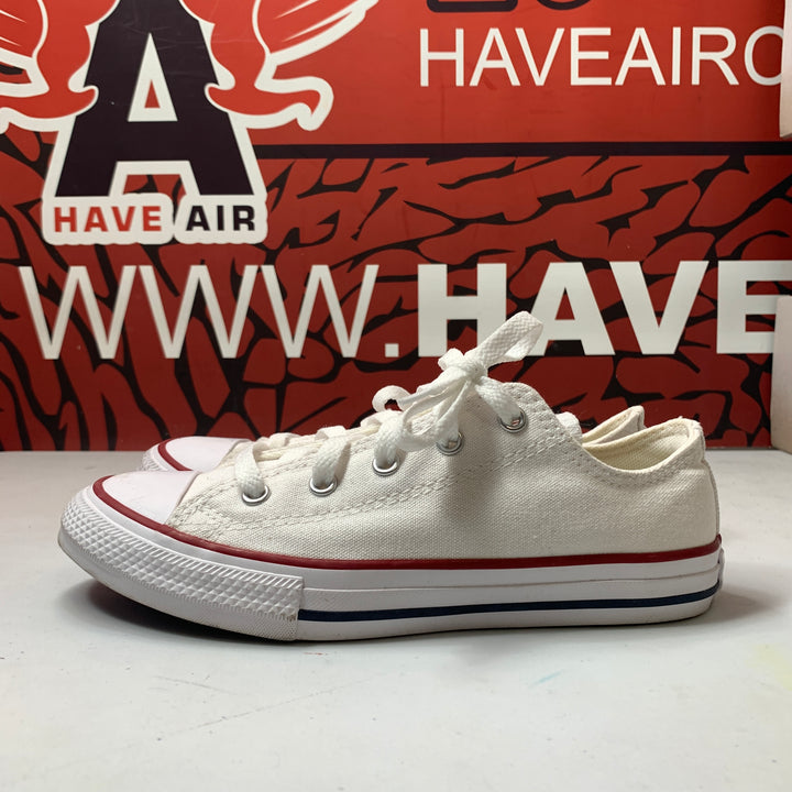Converse Chuck Taylor All Star Classic Low Optical White Size 3 Little Kids Lightly Worn