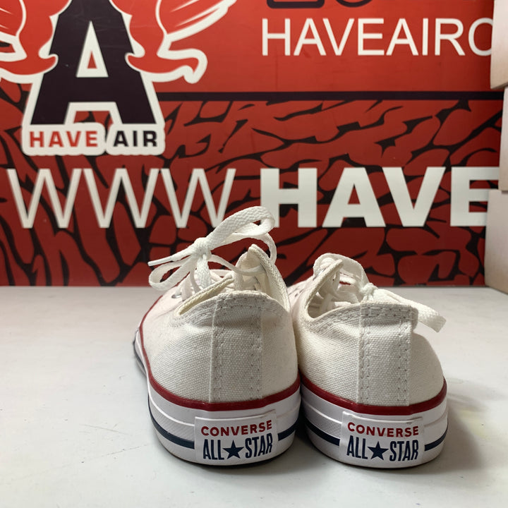 Converse Chuck Taylor All Star Classic Low Optical White Size 3 Little Kids Lightly Worn