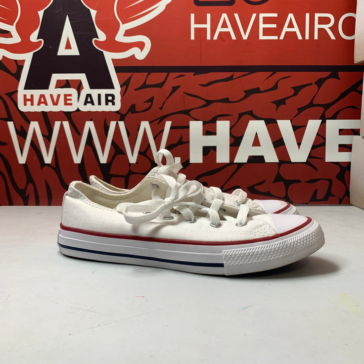 Converse Chuck Taylor All Star Classic Low Optical White Size 3 Little Kids Lightly Worn