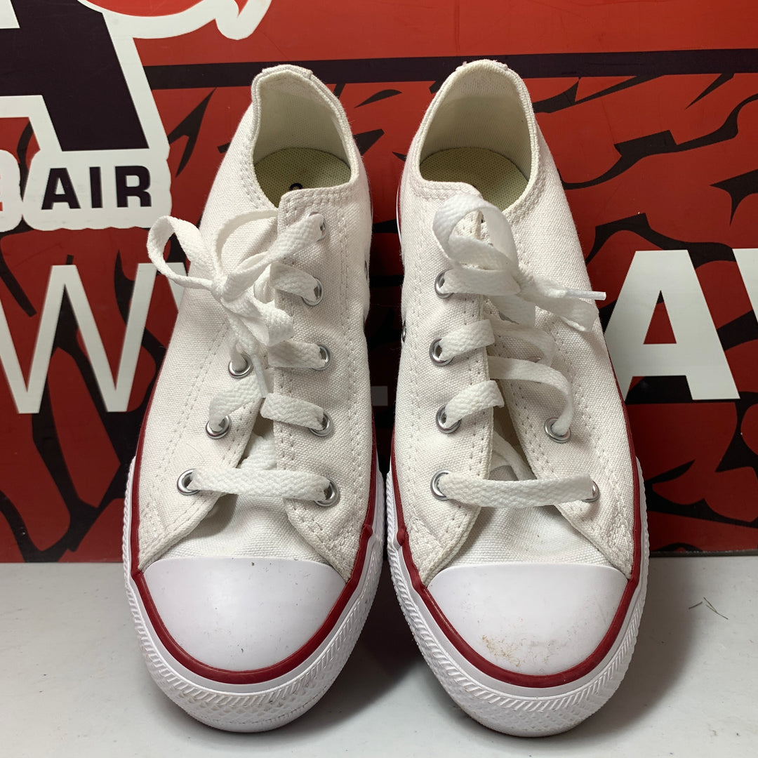 Converse Chuck Taylor All Star Classic Low Optical White Size 3 Little Kids Lightly Worn