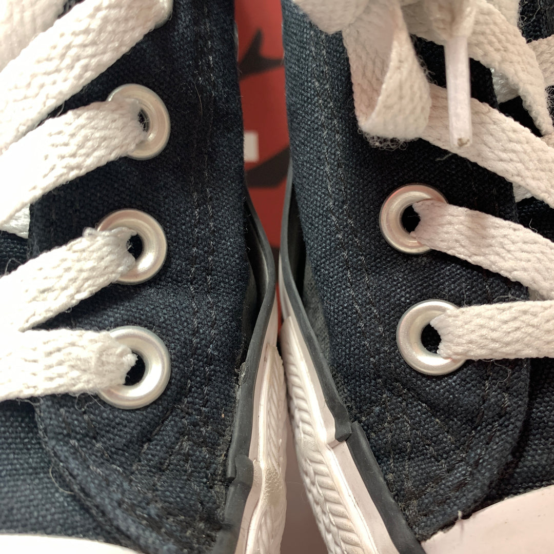 Converse Chuck Taylor All Star Madison Low Black/White Womens Size 8 Worn