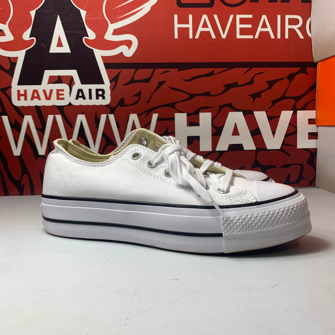 Converse Chuck Taylor All Star Lift Platform Low Canvas White/Black Womens Size 8.5 Lightly Worn