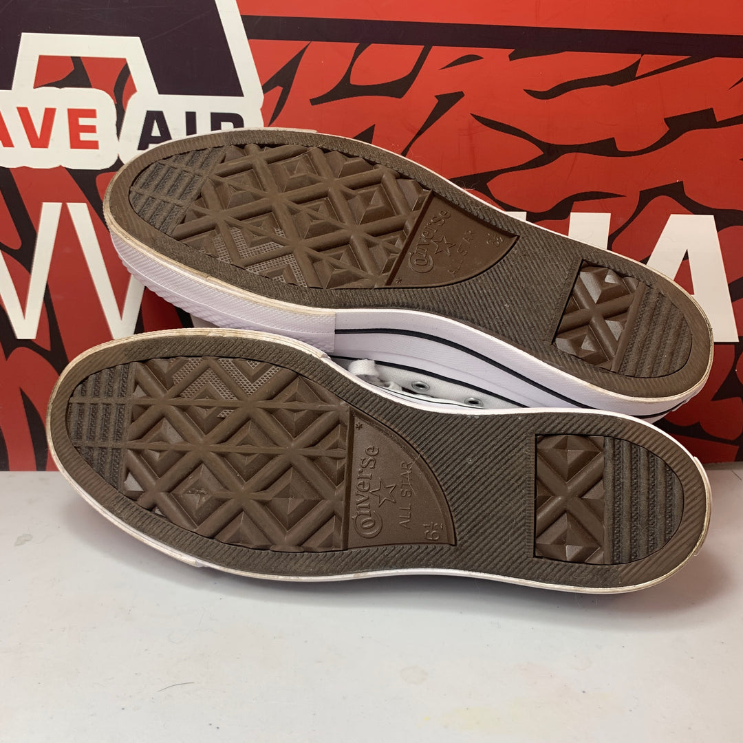 Converse Chuck Taylor All Star Lift Platform Low Canvas White/Black Womens Size 8.5 Lightly Worn