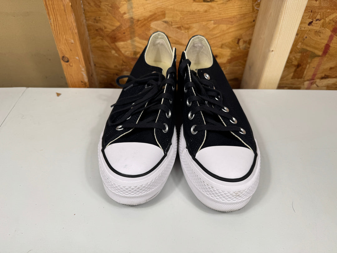 Converse Chuck Taylor All Star Lift Platform Canvas Black/White Womens Size 8.5 Lightly Worn 560250F