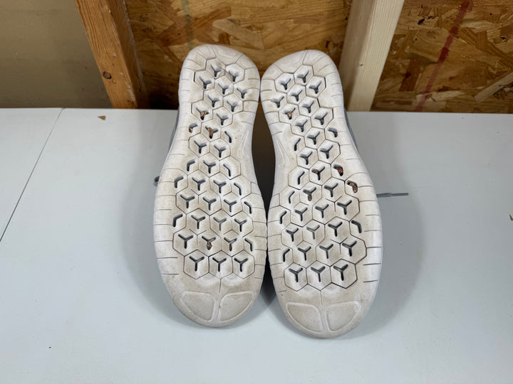 Nike Free Run 2018 Wolf Grey/White Mens Size 12 Lightly Worn 942836-003