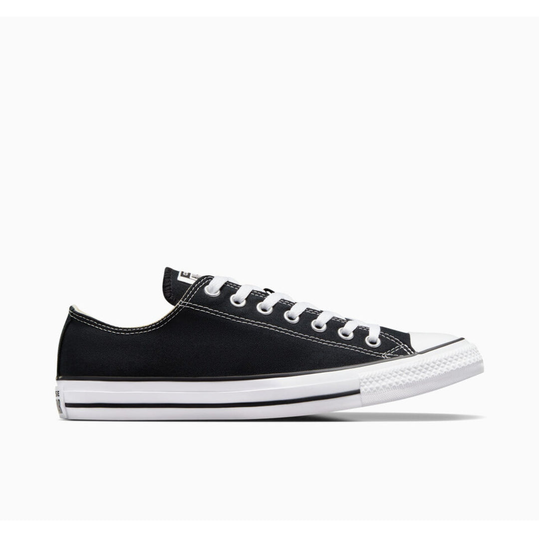 Converse Chuck Taylor All Star Classic Low Canvas Black/White