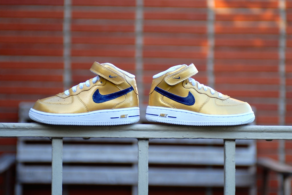 Golden Touch Air Force 1