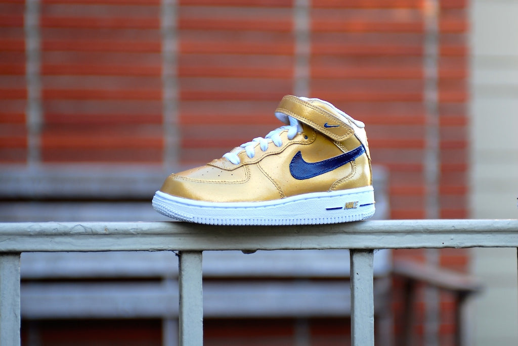 Golden Touch Air Force 1
