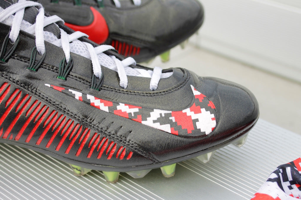 Nike Vapor Carbon PE's "NintendoXDS"
