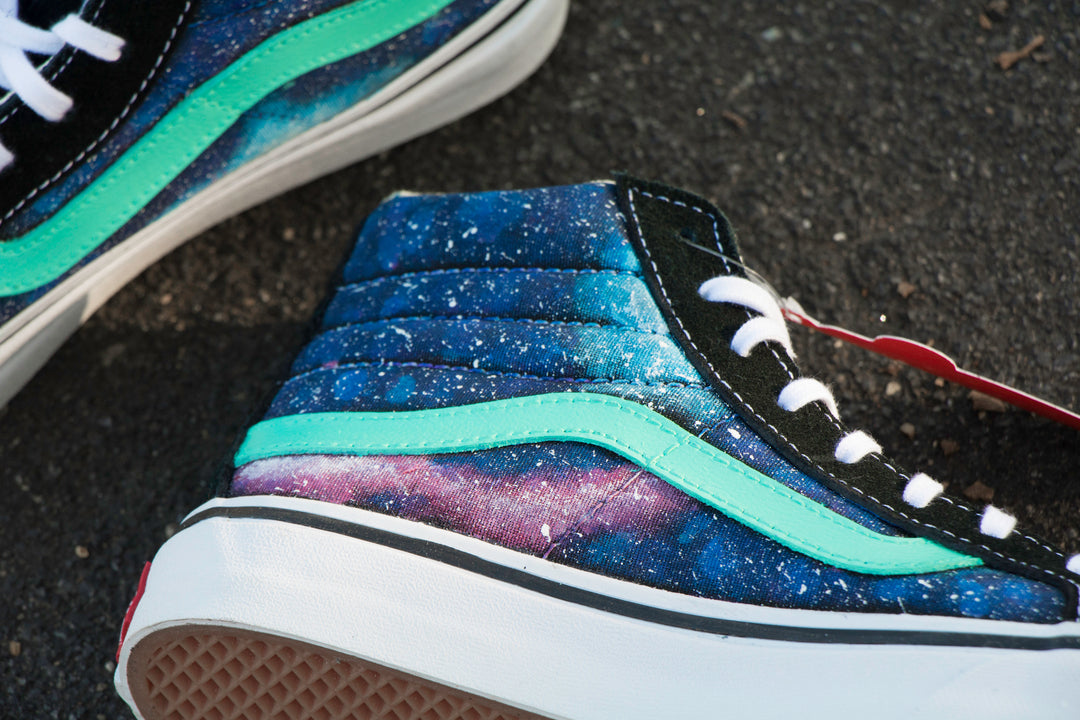 Galaxy Vans Sk8 Hi