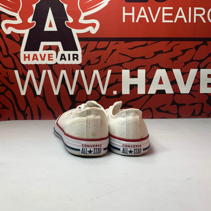 Converse Chuck Taylor All Star Classic Low Optical White  Size 3 Little Kid Worn