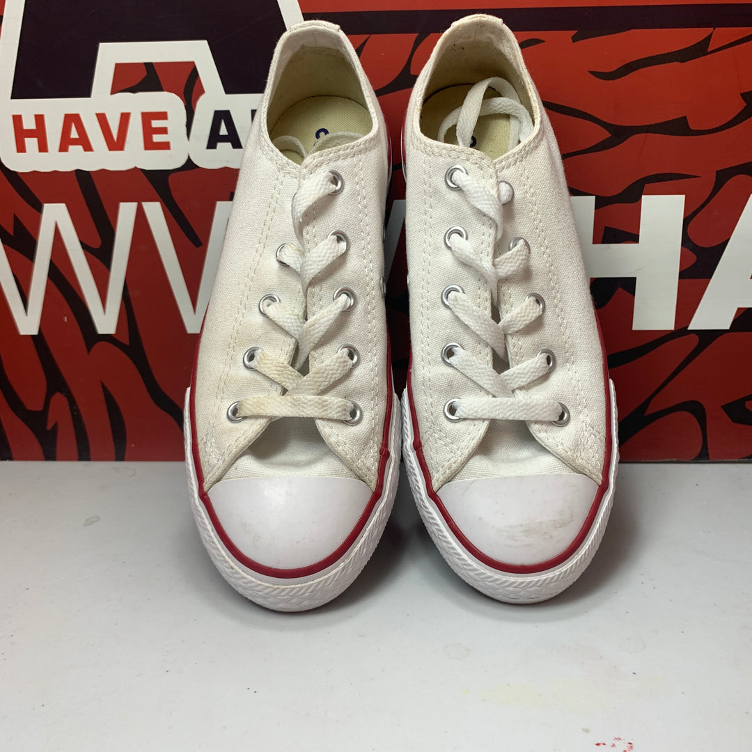 Converse Chuck Taylor All Star Classic Low Optical White  Size 3 Little Kid Worn