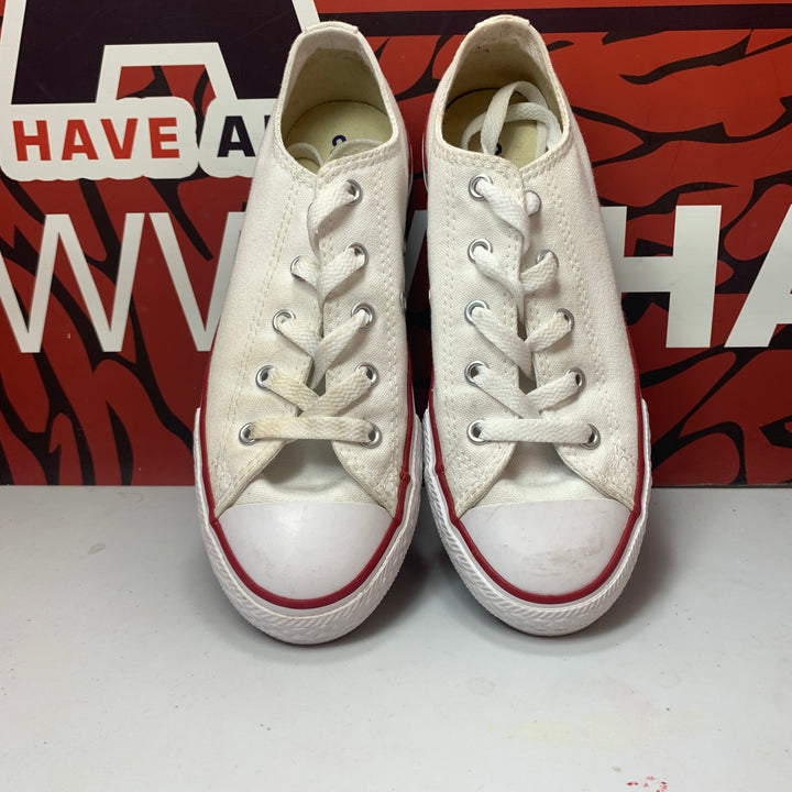 Converse Chuck Taylor All Star Classic Low Optical White  Size 3 Little Kid Worn