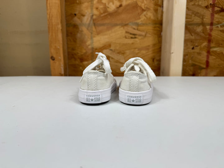 Converse Chuck Taylor All Star Classic Sneakers White Size 4C (Infant & Toddler) Lightly Worn 716828F