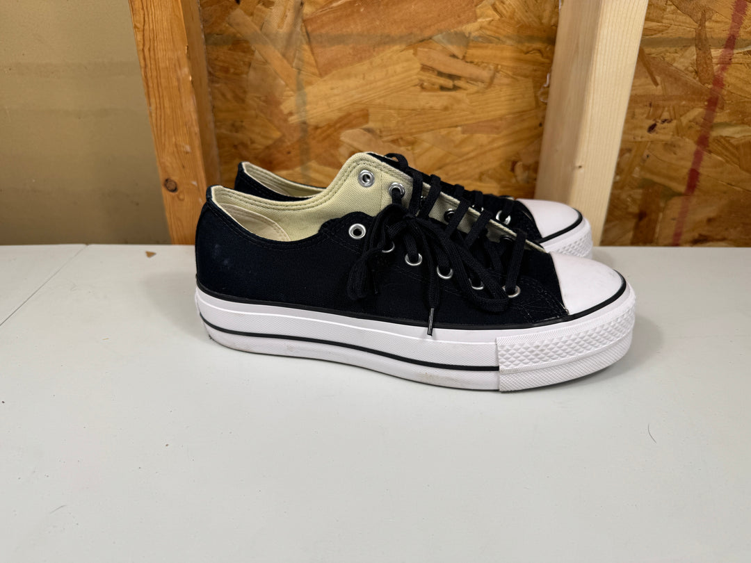 Converse Chuck Taylor All Star Lift Platform Canvas Black/White Womens Size 8.5 Lightly Worn 560250F