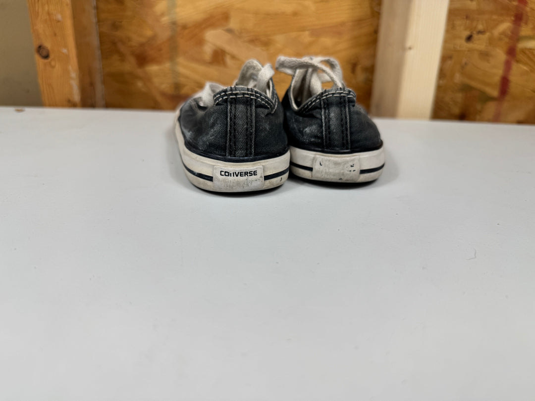 Converse Chuck Taylor All Star Classic Low Top  Black/White  Size 8 Toddler Worn 7J235