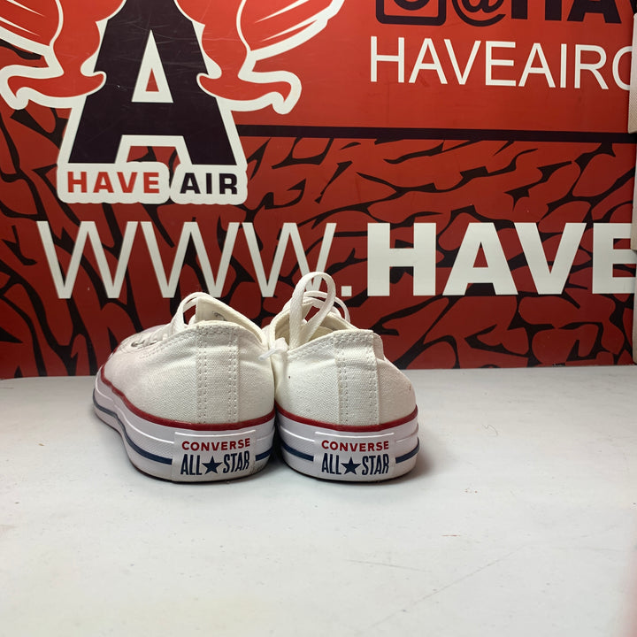 Converse Chuck Taylor All Star Classic Low Optical White  Size Mens 6.5/Womens 8.5 Worn