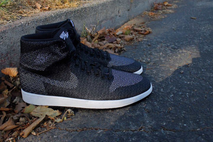 Blackout MTM Jordan 1
