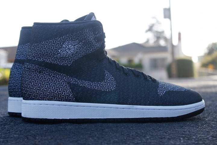 Blackout MTM Jordan 1