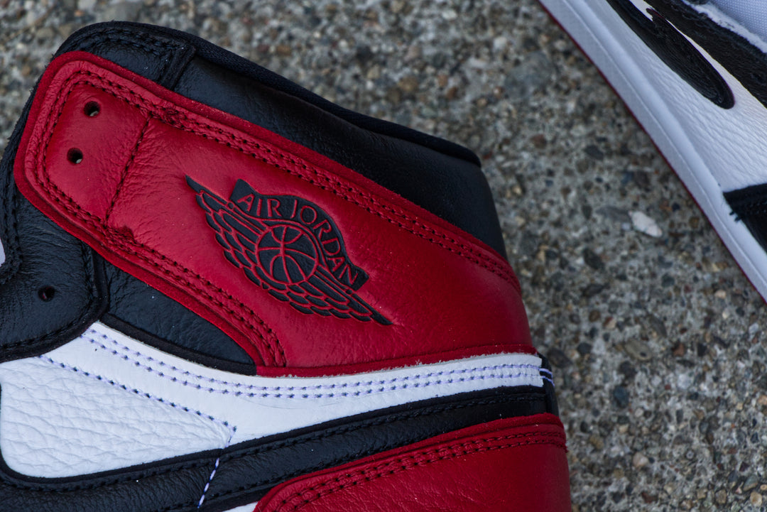 Black Toe Bloodline Nike Air Jordan 1 Conversion