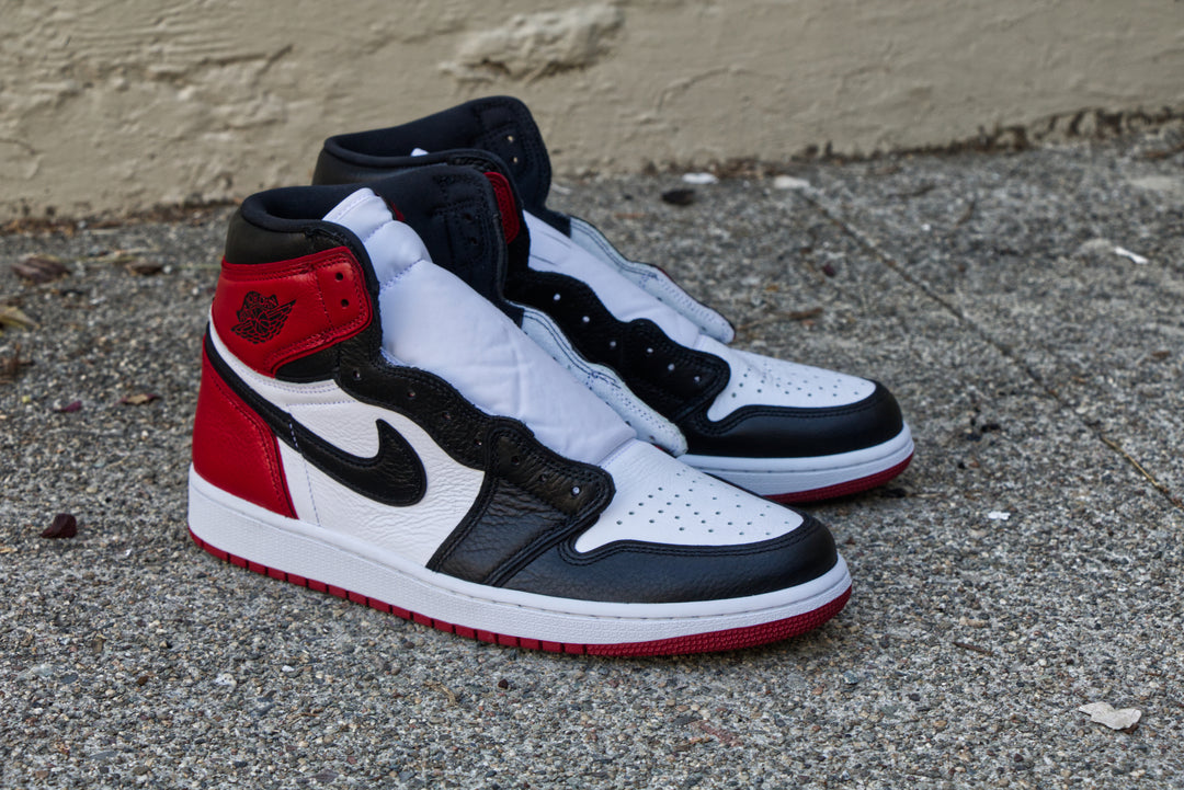 Black Toe Bloodline Nike Air Jordan 1 Conversion